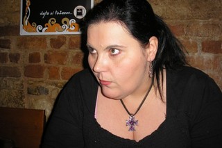 ester 1.jpg